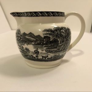Vintage WEDGWOOD LUGANO Pattern CREAMER in BLACK